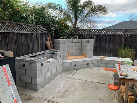 How Can You Build with Cement Block Outdoor Kitchen?